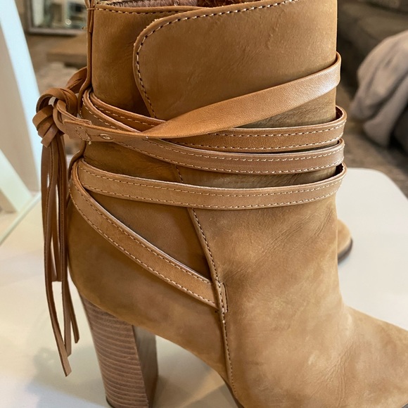 Steve Madden suede ankle boots - Picture 9 of 9
